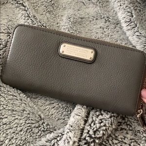 Marc Jacobs wallet